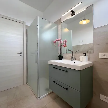 Apartman Pulse Your Urban Escape *