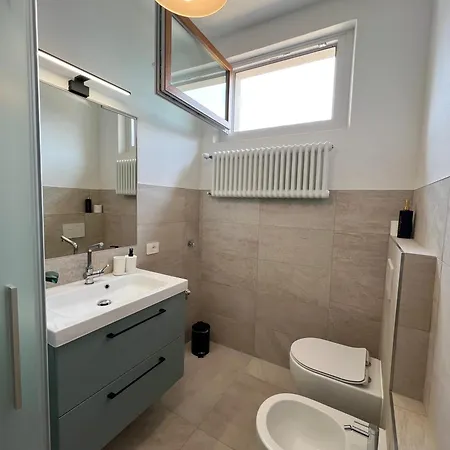 Pulse Your Urban Escape Apartman